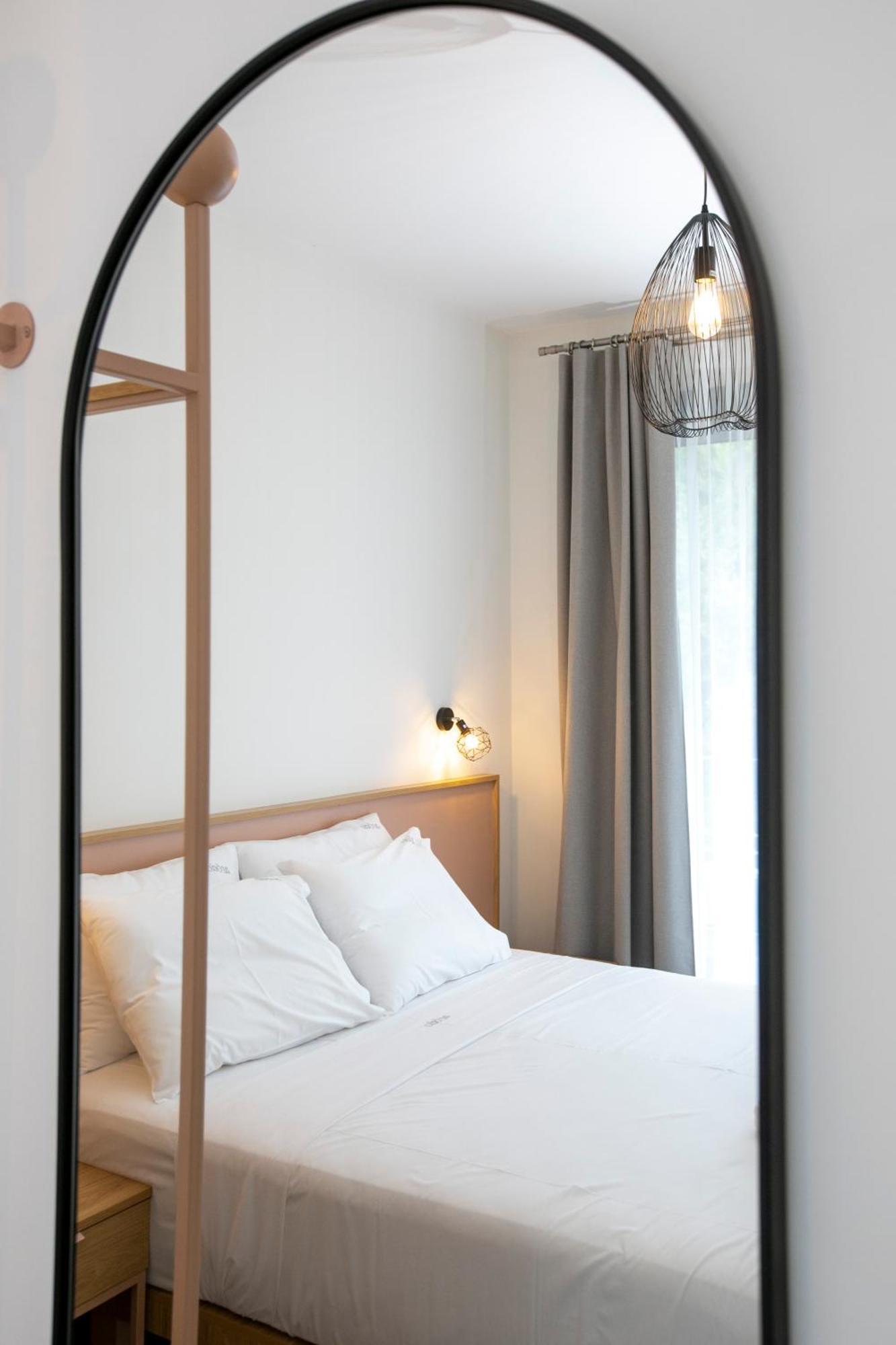 Arodo Suites Nea Iraklitsa Luaran gambar