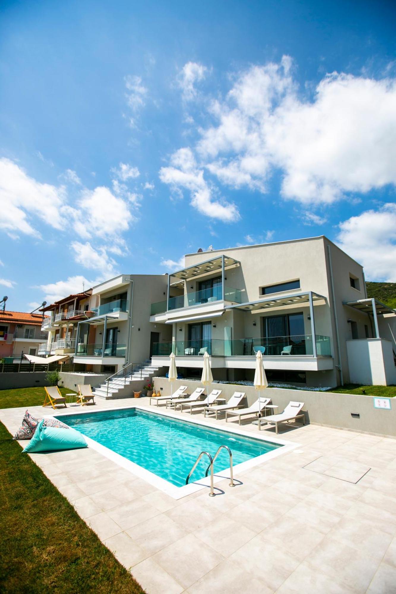 Arodo Suites Nea Iraklitsa Luaran gambar