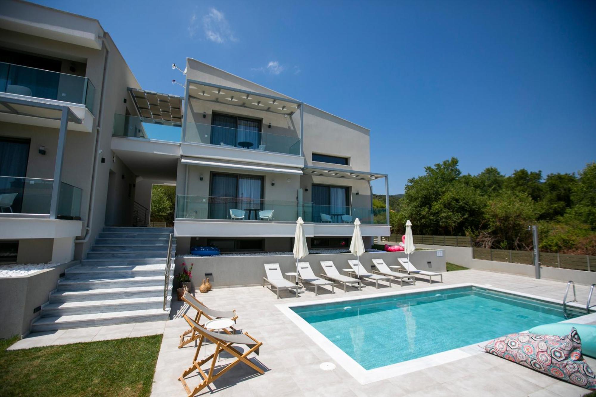 Arodo Suites Nea Iraklitsa Luaran gambar