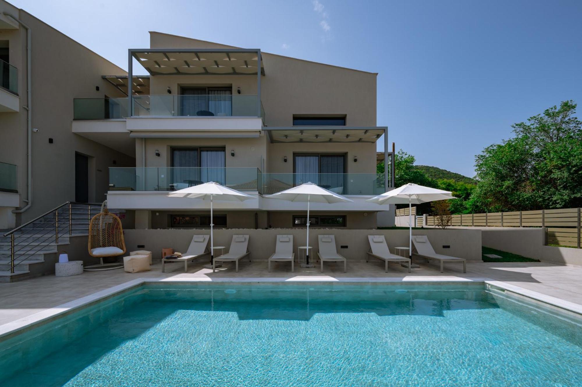 Arodo Suites Nea Iraklitsa Luaran gambar