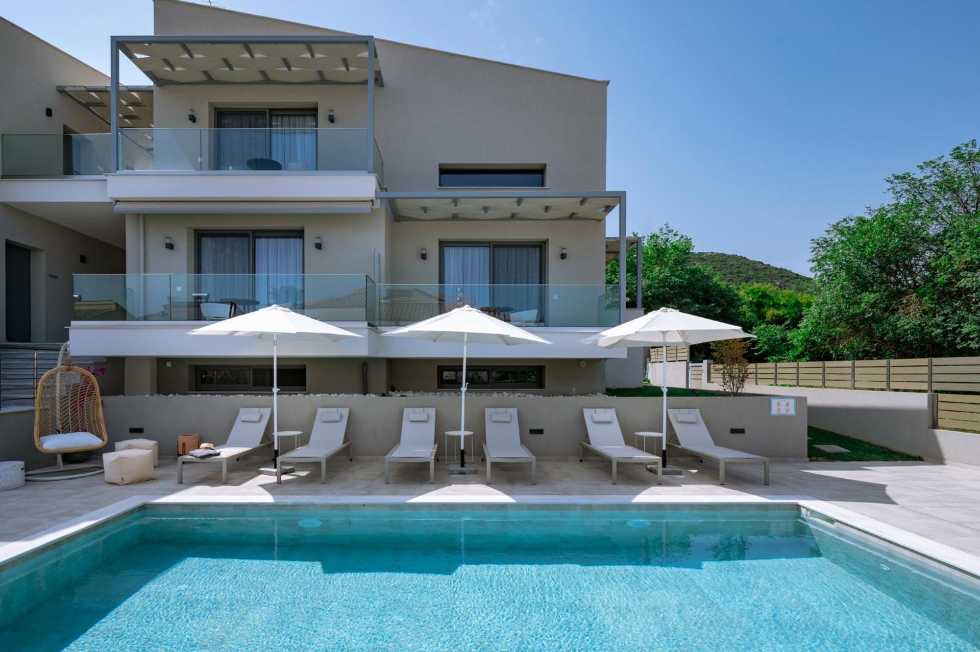 Arodo Suites Nea Iraklitsa Luaran gambar