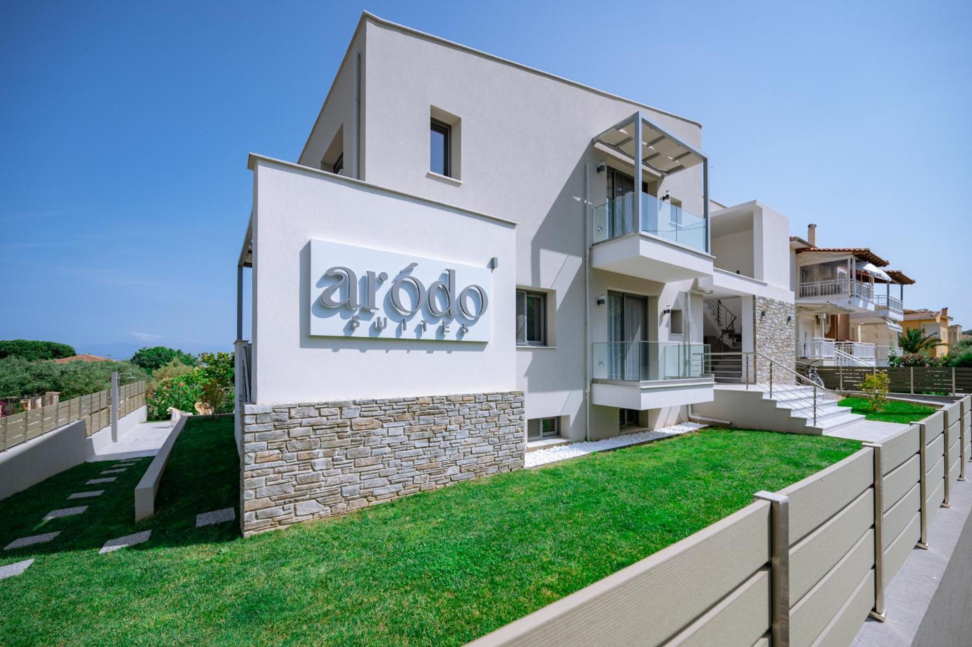 Arodo Suites Nea Iraklitsa Luaran gambar